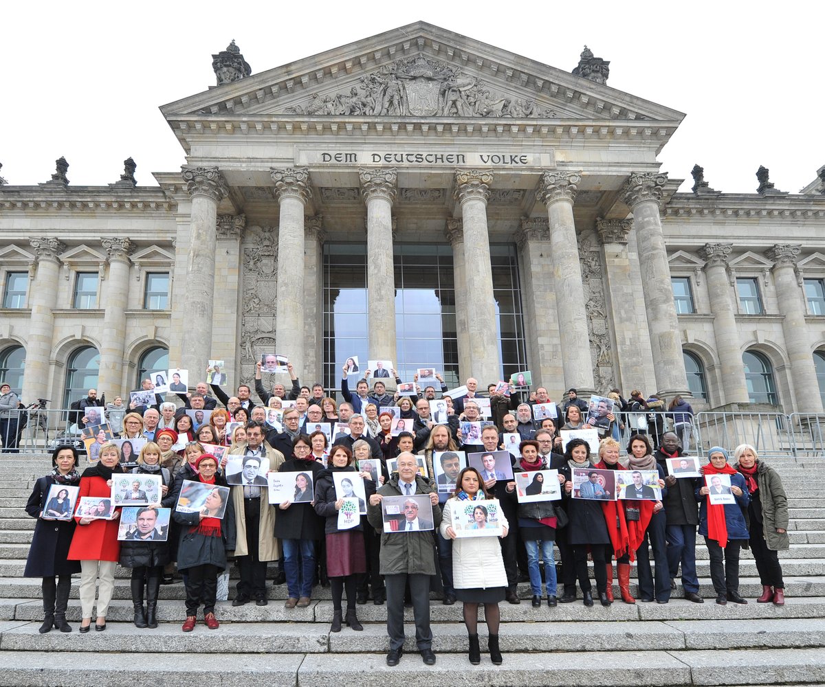 Presseerklärung zur Foto-Aktion des Programms „Parlamentarier schützen Parlamentarier“ in der Türkei
