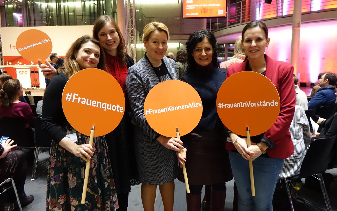 Mehr Frauen in Chefetagen deutscher Großunternehmen